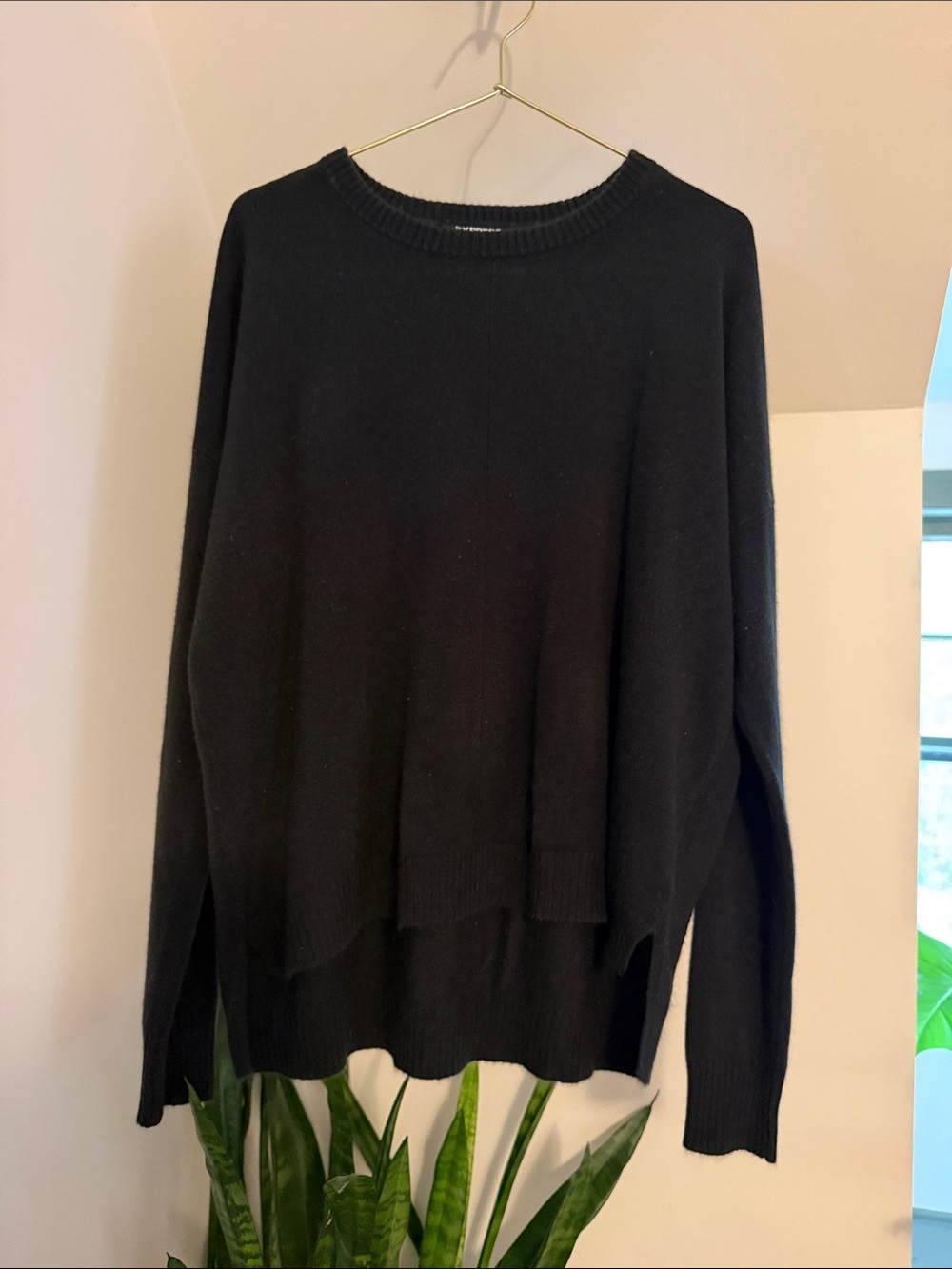 Express Black Crewneck hi-lo Sweater - Lightweight Rib Trim